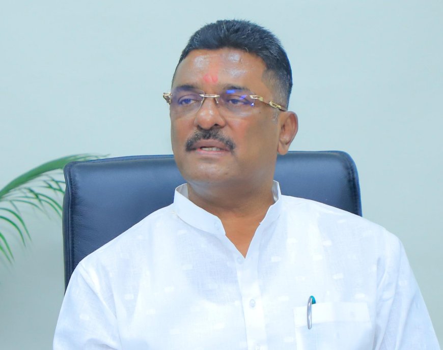 धार्मिक तेढ निर्माण करणाऱ्या बांधकाम व्यावसायिकांचे परवाने रद्द करावेत – परिवहन मंत्री प्रताप सरनाईक